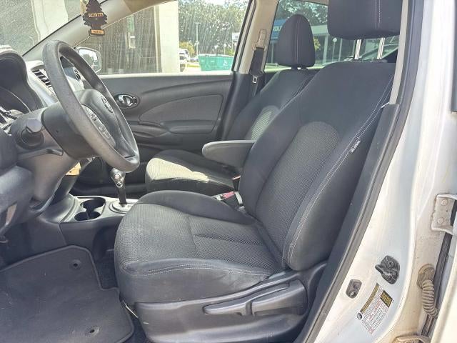 2016 Nissan Versa SV